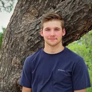 Meet your Posher, Ethan